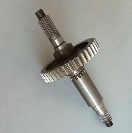 Узел главного привода погрузчика