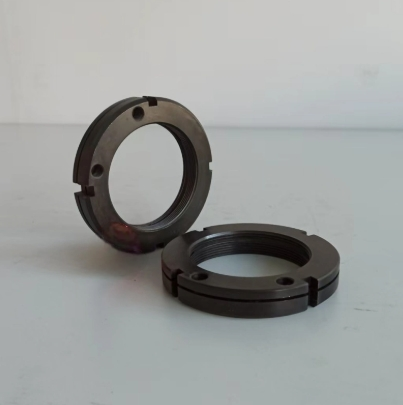 Гайка втулки полуоси SEM