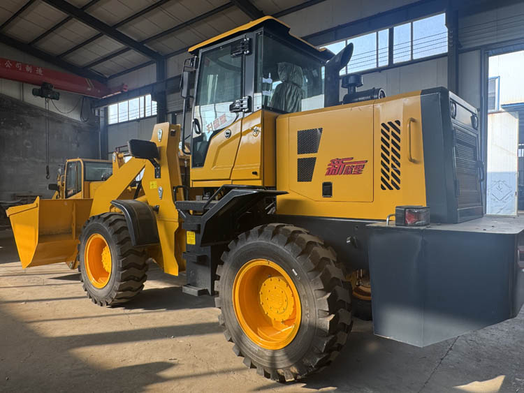 Четырехколесный погрузчик Малый погрузчик